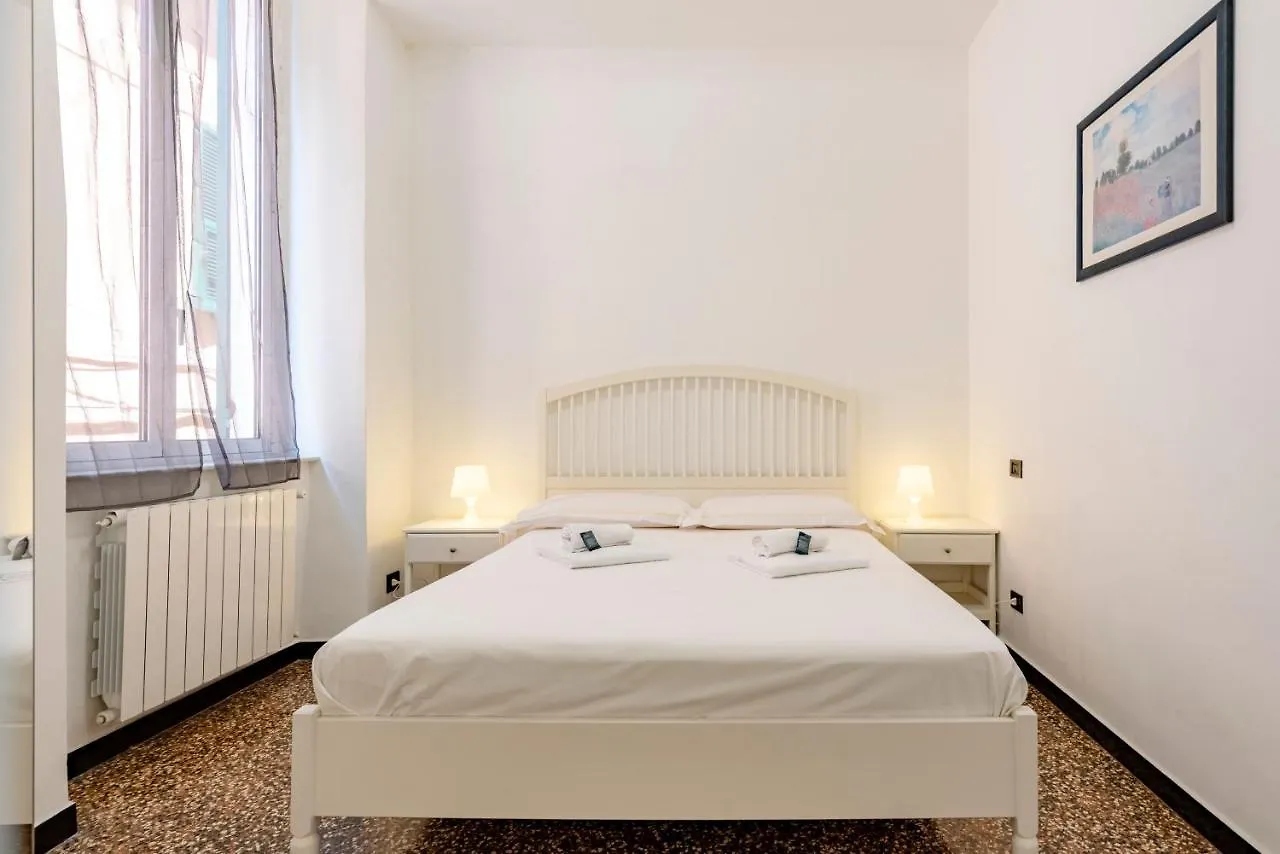 Sunny Flat Next To The Prince Palace Genoa
