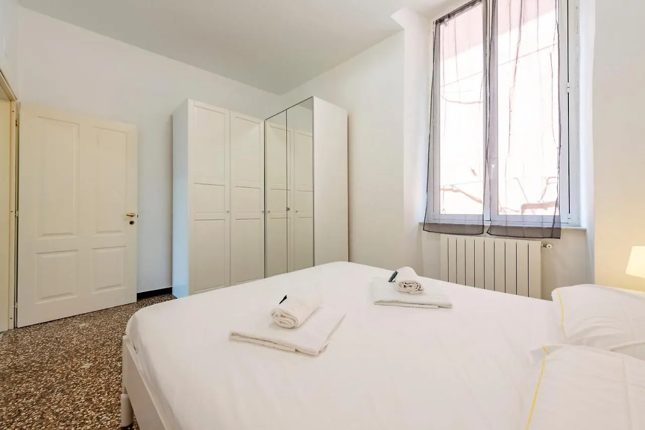 Sunny Flat Next To The Prince Palace Genoa